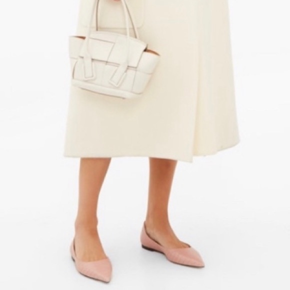 NEW ๐ JIMMY CHOO Croc Embossed Pointed Toe Flats - Picture 2 of 13